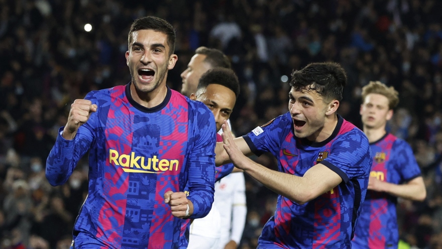 Kết quả Europa League 18/2: Barca gây thất vọng trước Napoli