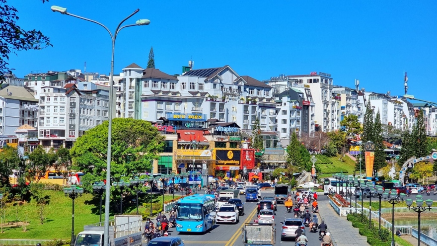 Da Lat city packed with visitors celebrating Lunar New Year holiday