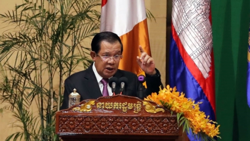 Thủ tướng Campuchia kêu gọi cắt giảm chi tiêu do khủng hoảng Covid-19