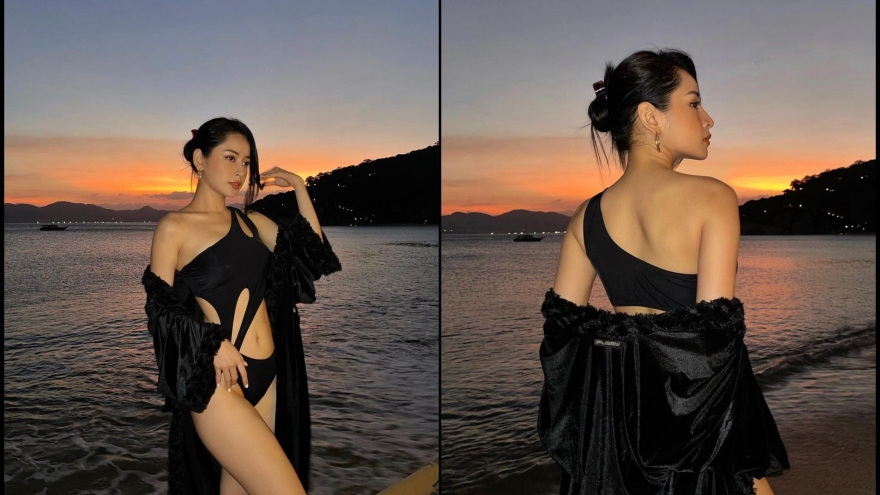 Chuyện showbiz: Chi Pu diện áo tắm nóng bỏng trên bãi biển trong dịp đầu năm mới