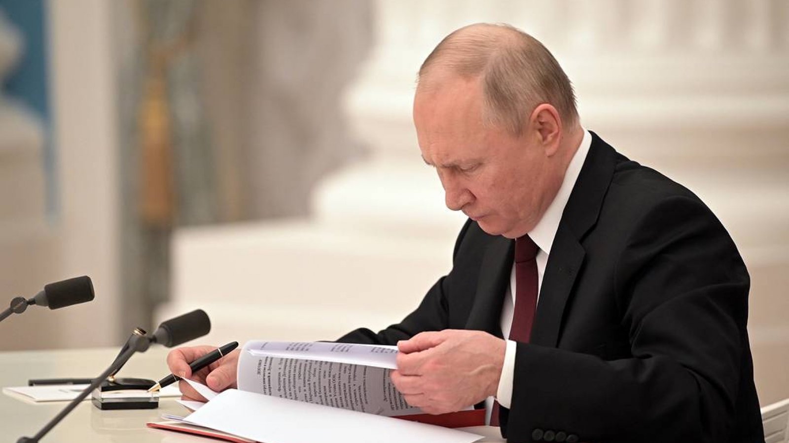 Bước ngoặt căng thẳng Ukraine: Thế giới nín thở chờ bước tiếp theo của Tổng thống Putin