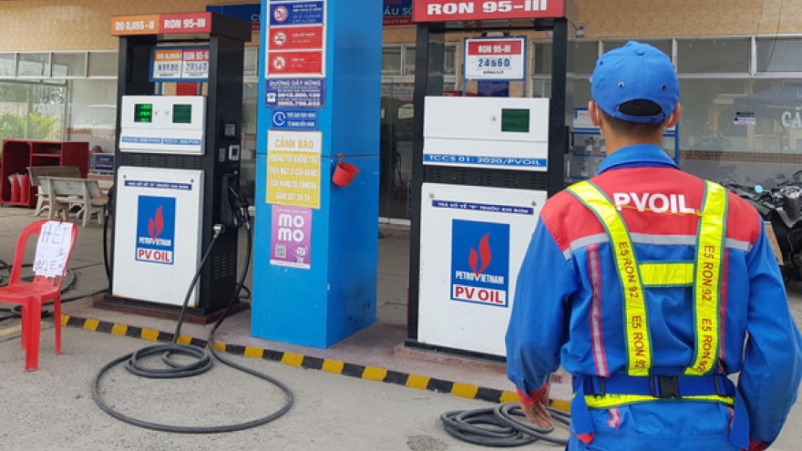 Filling stations run out of petrol due to limited supply 