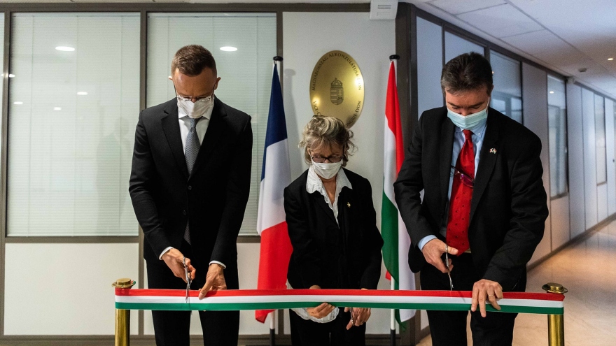 Hungary mở lại văn phòng Lãnh sự quán tại Pháp