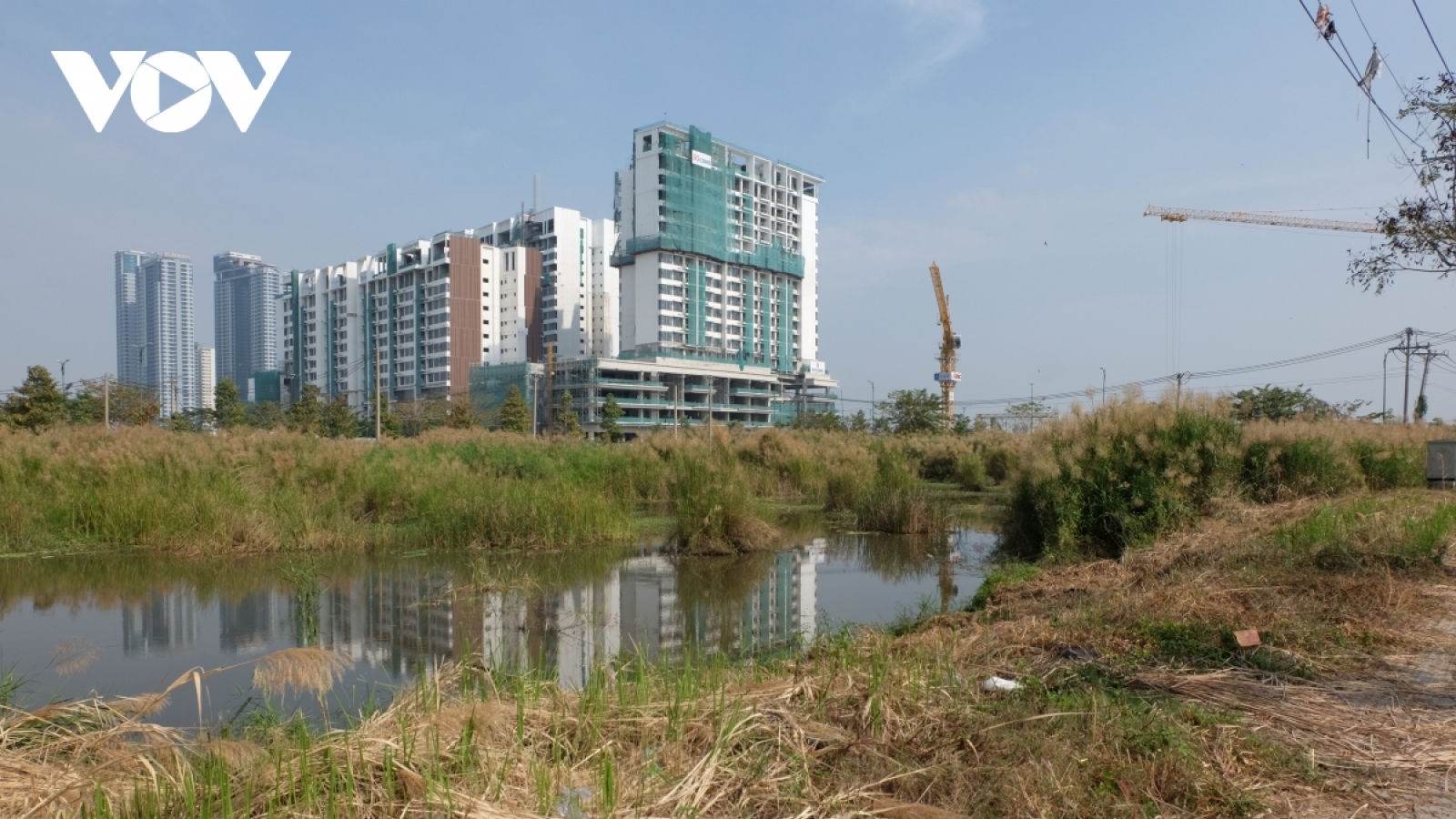 Đấu giá đất ở mức cao “ngất ngưởng” rồi bỏ cọc: Pháp luật vẫn còn...kẽ hở?