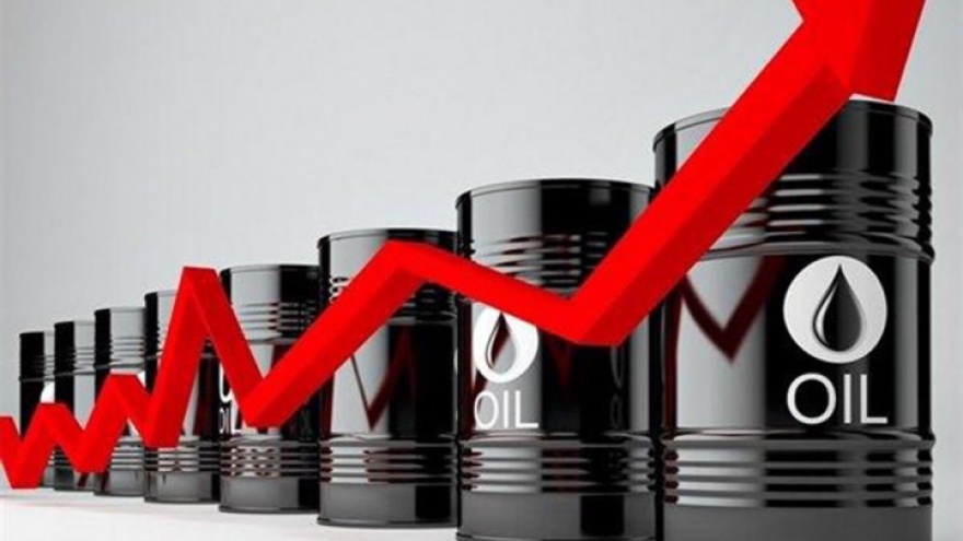 Giá dầu lên cao nhất 8 năm, giá xăng trong nước chờ đợt tăng mạnh
