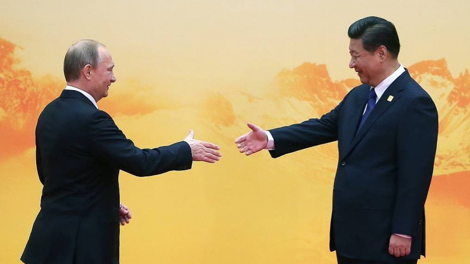 Căng thẳng Ukraine phủ bóng lên Olympic 2022, Trung Quốc tìm cơ hội xích lại gần Nga