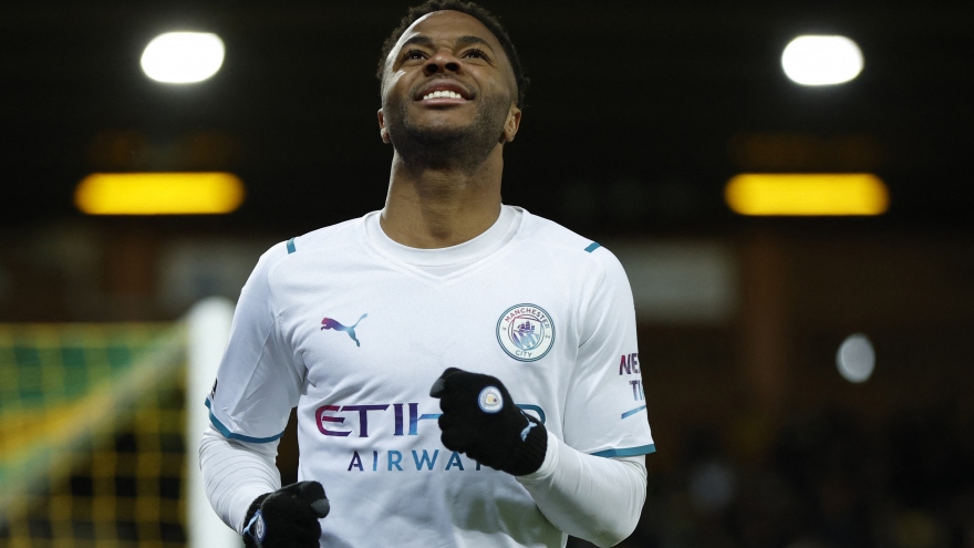 Sterling ghi hat-trick, Man City "vùi dập" Norwich