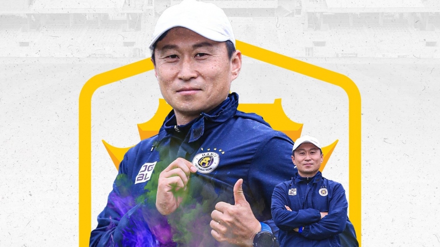 Tân HLV Chun Jae Ho thừa nhận Hà Nội FC đang hụt hơi
