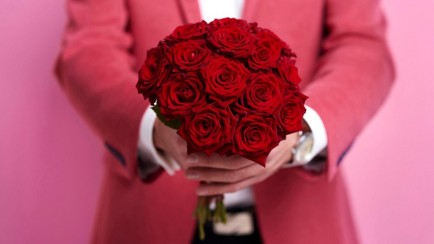 Hoa hồng vẫn hút khách ở Mỹ trong dịp lễ tình nhân, bất chấp lạm phát gia tăng
