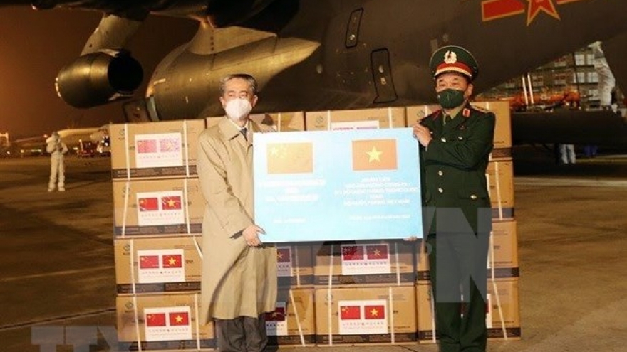 Vietnam receives Vero-Cell COVID-19 vaccine donated by China