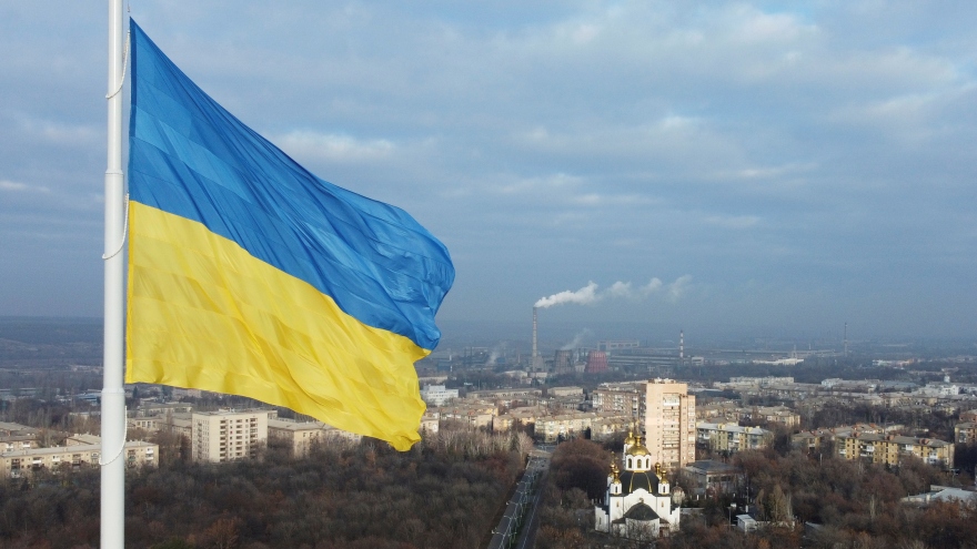 Đàm phán Ukraine thất bại: Mỹ giục công dân rời đi - Anh ra luật mới chống Nga