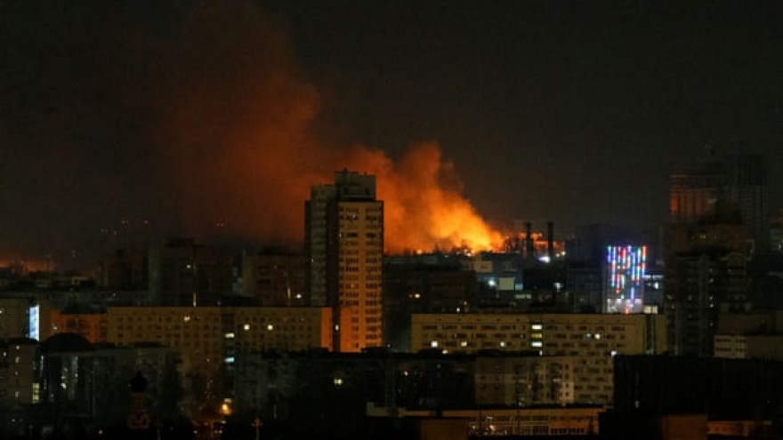 Thủ đô Kiev bị tấn công từ nhiều hướng, giao tranh ác liệt trên đường phố