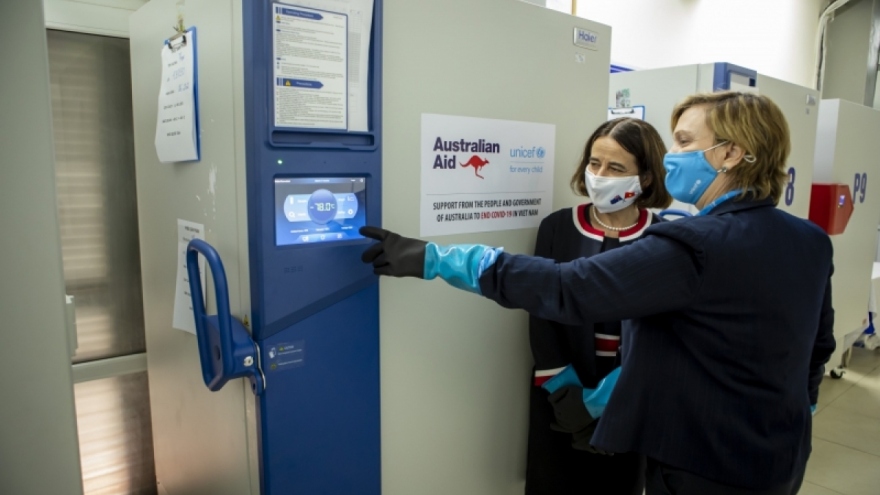 Australia donates 3.6 million Pfizer COVID-19 vaccines to Vietnam 