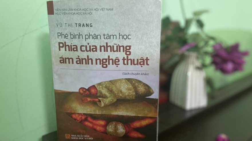 Xung quanh vấn đề bản quyền sách “Phê bình phân tâm học phía của những ám ảnh nghệ thuật”