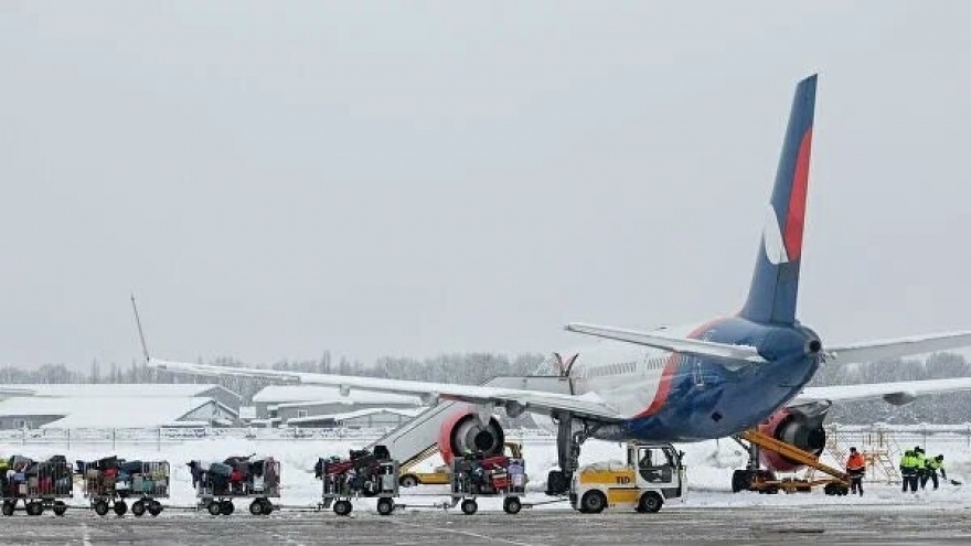 Các hãng hàng không Nga tạm dừng tất cả chuyến bay ra nước ngoài