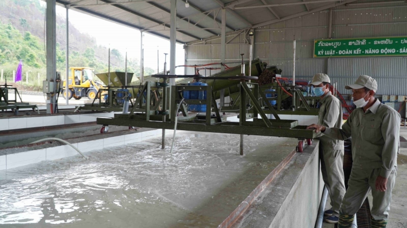 Việt Nam – Lào hợp tác phát triển nông sản và dược liệu