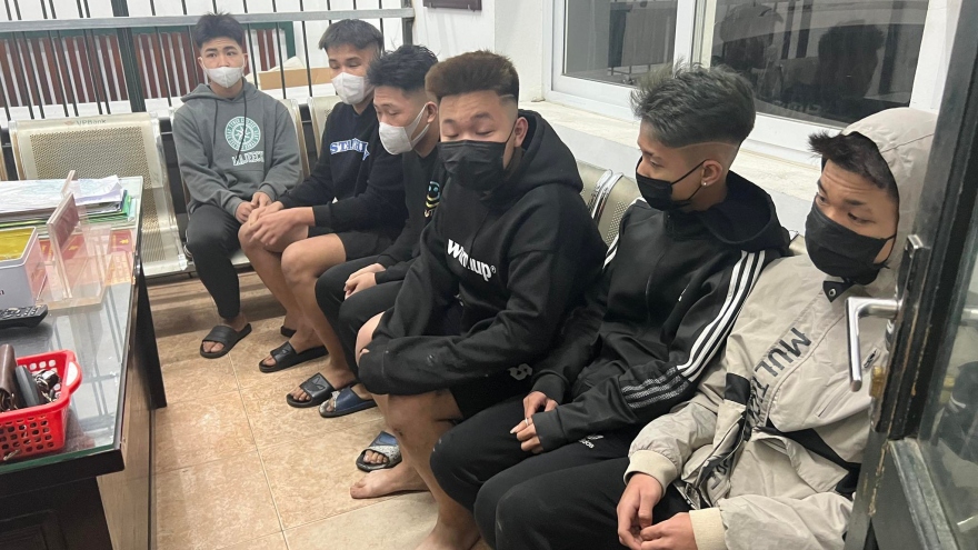 Lực lượng 141 truy bắt nhiều thanh thiếu niên ngổ ngáo trên đường phố Hà Nội