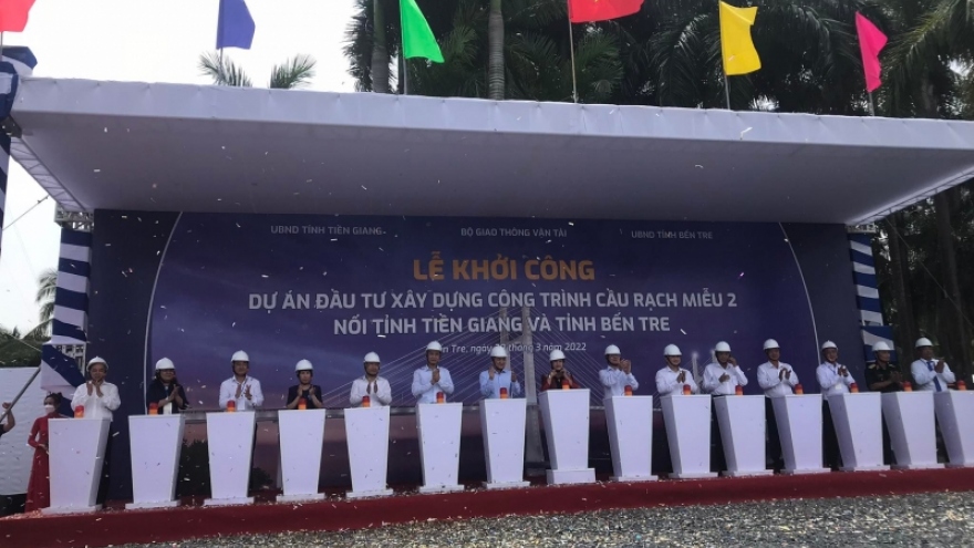 Phó Thủ tướng Lê Minh Khái dự lễ khởi công xây dựng cầu Rạch Miễu 2