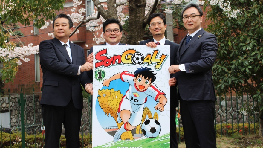 Bộ truyện tranh về bóng đá Việt Nam-Nhật Bản sắp ra mắt