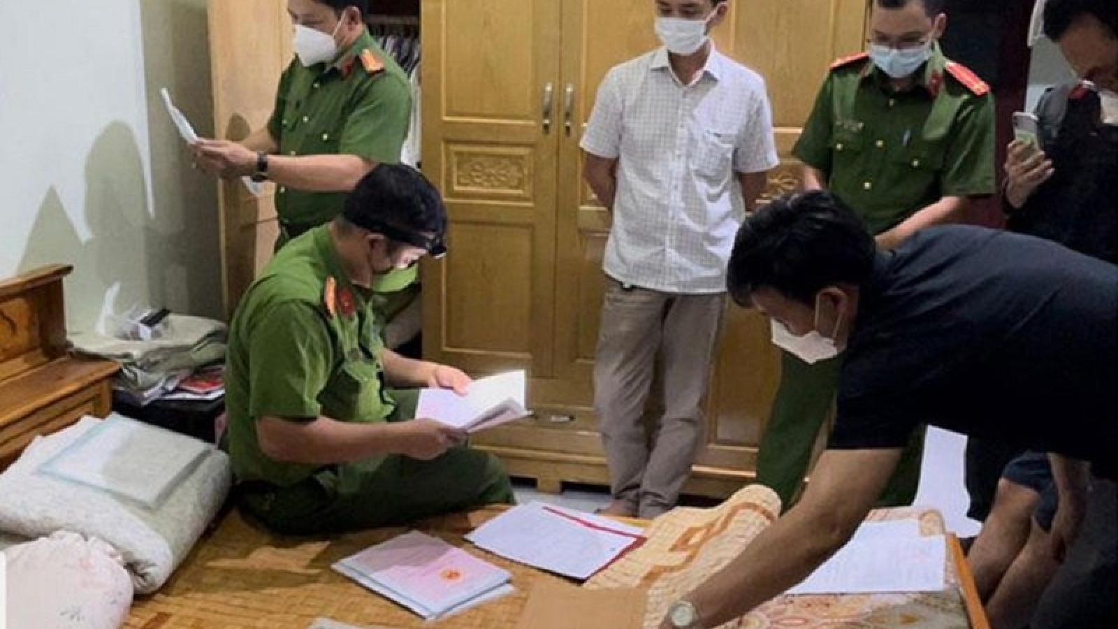 Bắt nhóm sản xuất, buôn bán dầu nhớt giả quy mô lớn ở Đồng Nai
