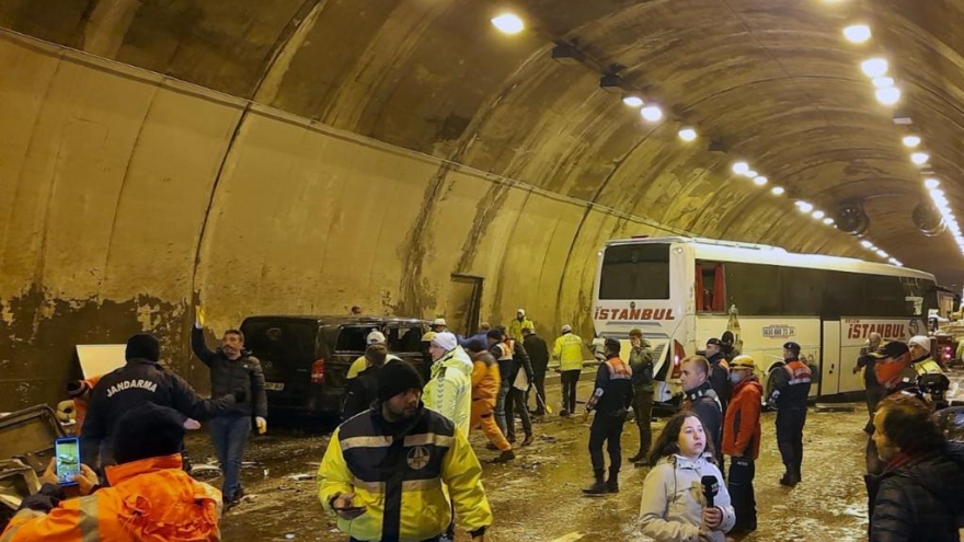 Tai nạn giao thông liên hoàn ở Thổ Nhĩ Kỳ khiến hơn 30 người bị thương