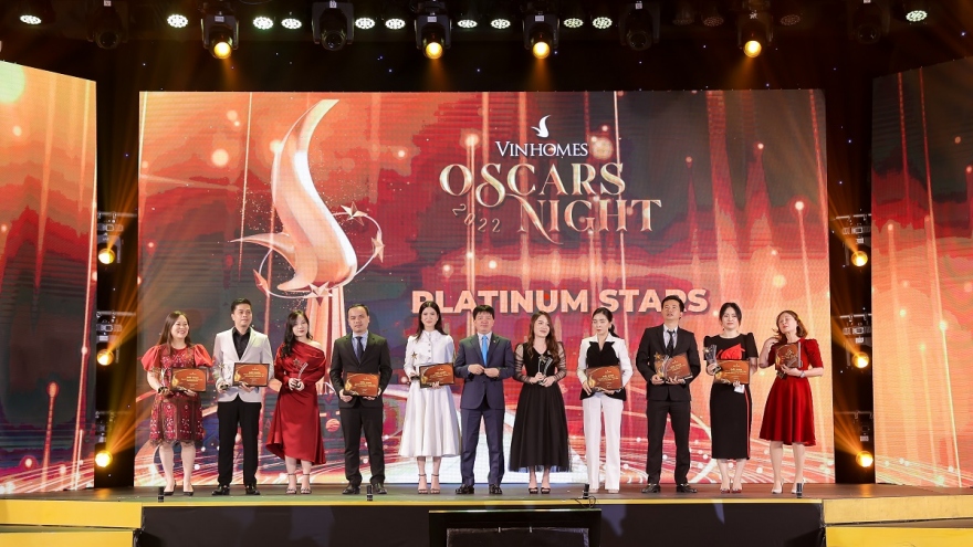 Vinhomes Oscars Night vinh danh những đại lý bất động sản xuất sắc nhất khu vực Hà Nội