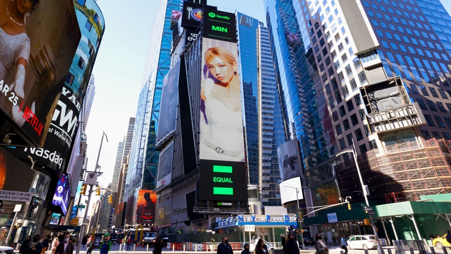 Local musician appears in Spotify campaign on Times Square billboard