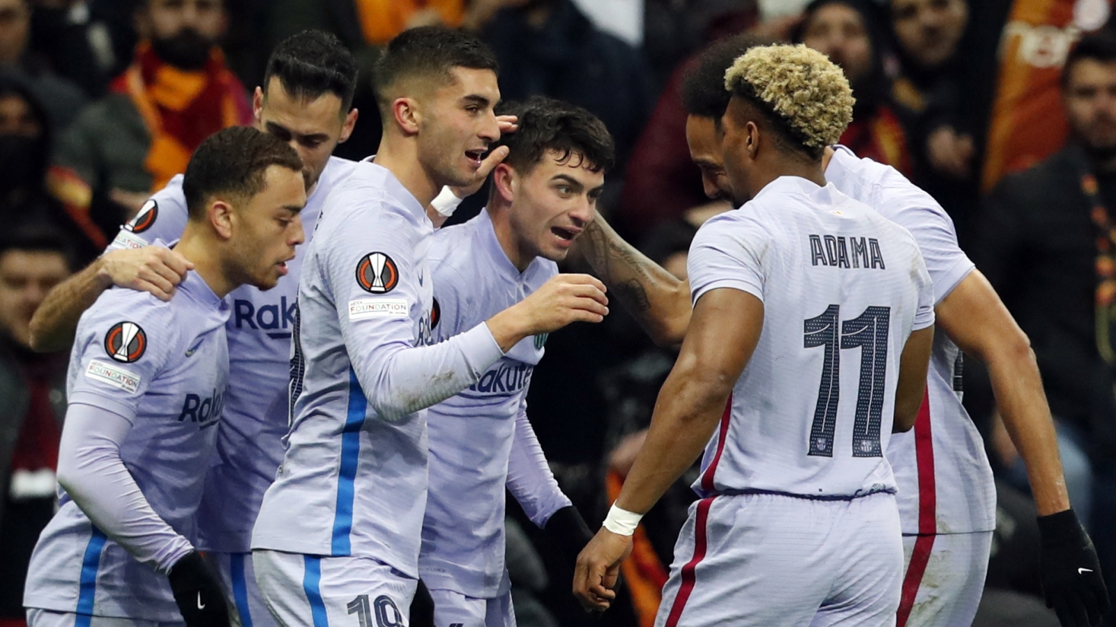 Kết quả Europa League: Barca ngược dòng tiến vào tứ kết 