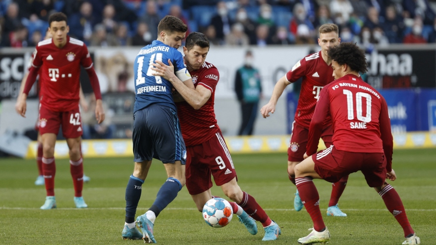 Chia điểm với Hoffenheim, Bayern "lâm nguy" trong cuộc đua vô địch Bundesliga 