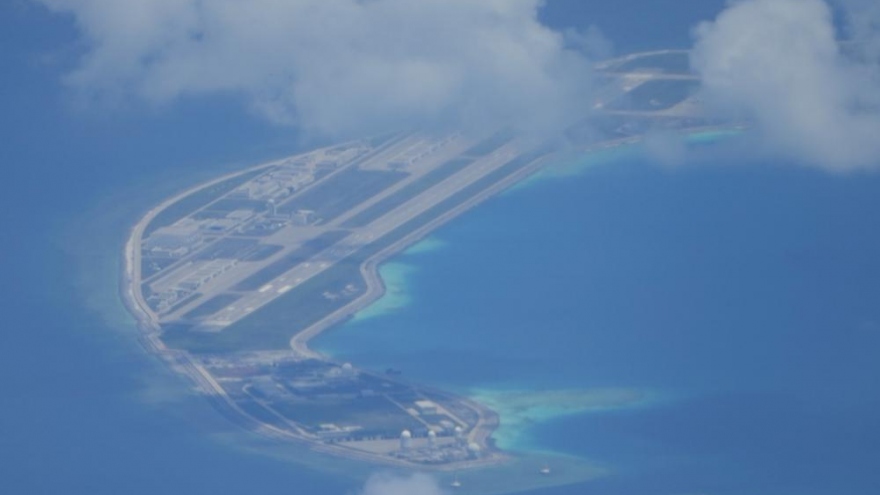 Đô đốc Mỹ: Trung Quốc đã quân sự hóa hoàn toàn ít nhất 3 đảo nhân tạo ở Biển Đông