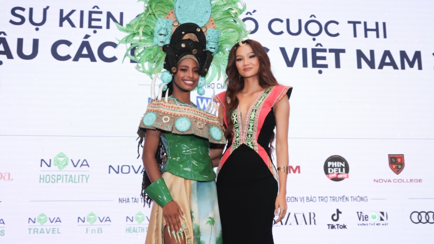 Hoa hậu Trái đất Destiny Evelyn Wagner làm giám khảo Hoa hậu các dân tộc Việt Nam