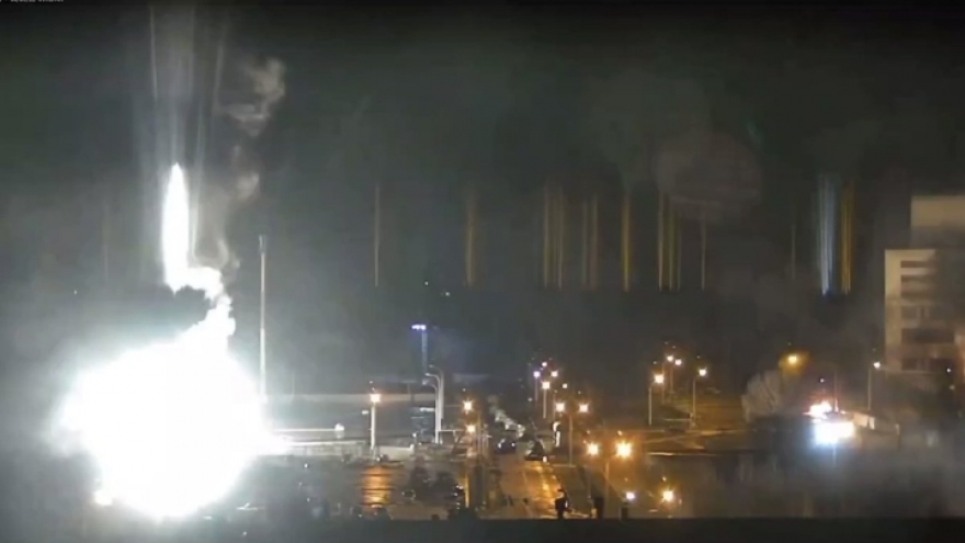 Cháy nhà máy điện hạt nhân lớn nhất châu Âu, Ukraine cảnh báo “hậu quả bi thảm”