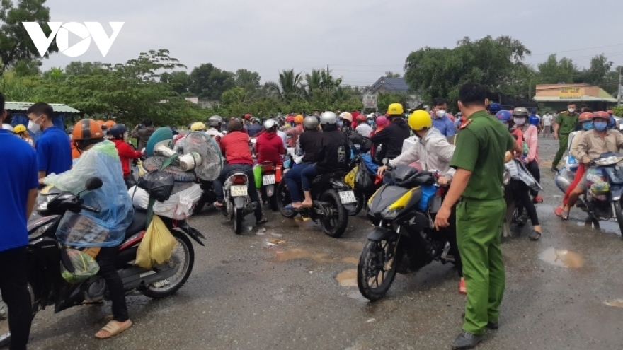 "Chìa khóa" nào để thu hút lao động trở lại làm việc?