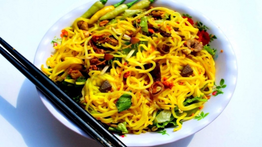 Quang Nam-style turmeric rice vermicelli: invoking delicious memories