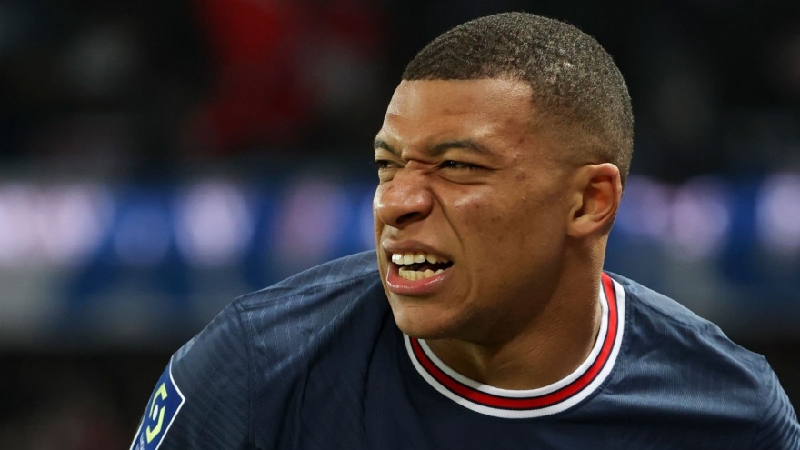 Mbappe dính chấn thương, nguy cơ lỡ trận đấu với Real Madrid