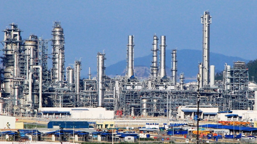 Vietnam to build third oil refinery to meet domestic demand 