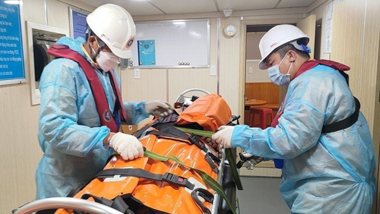 Sick Bangladeshi sailor saved in Khanh Hoa