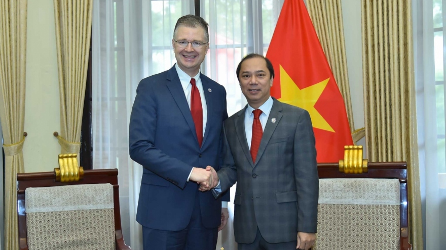 Đại sứ Nguyễn Quốc Dũng tiếp tục các hoạt động chào xã giao đối tác Hoa Kỳ