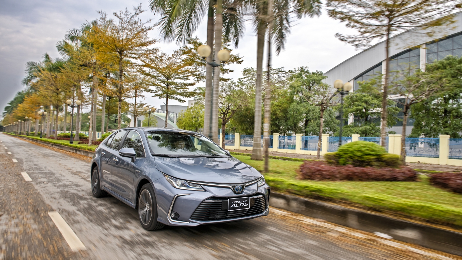 Hàng loạt công nghệ mới hàng đầu phân khúc, Corolla Altis hoàn toàn mới có gì?