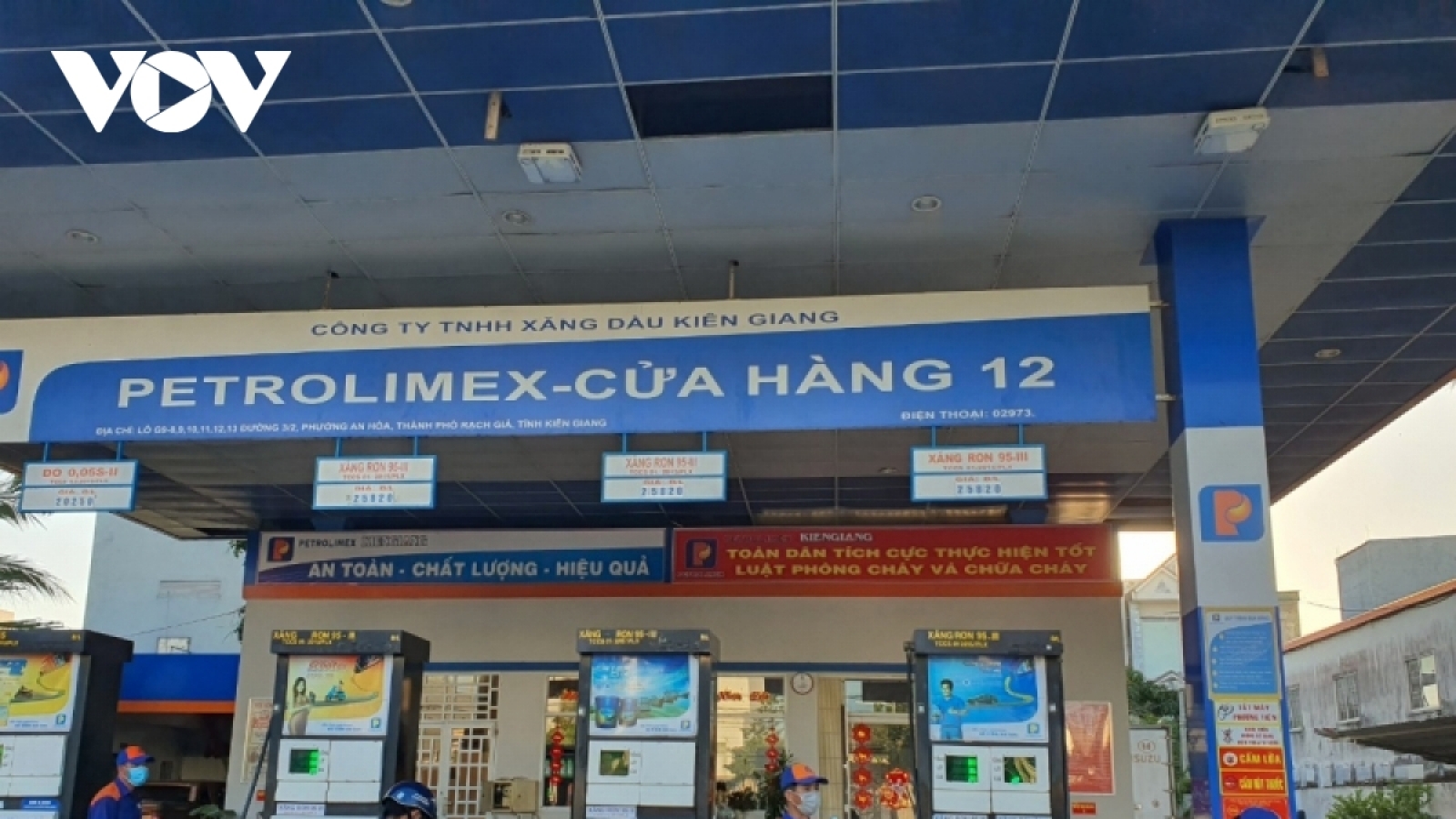 Đề xuất giảm thuế bảo vệ môi trường để kìm giá xăng, dầu