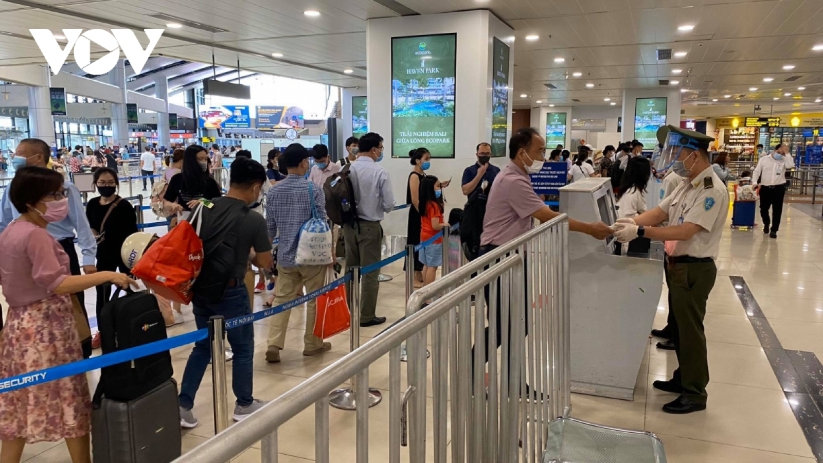 Vietnam suspends healthcare declarations for arrivals from April 27