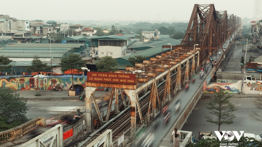 Một xã hội văn minh cần ưu tiên xây dựng đường cho xe đạp, bộ hành 