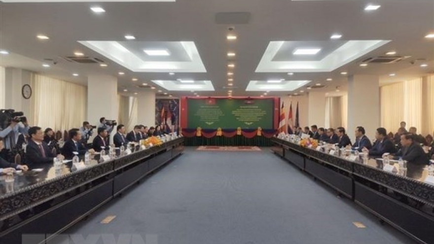 Hanoi, Phnom Penh agree new bilateral cooperation orientations