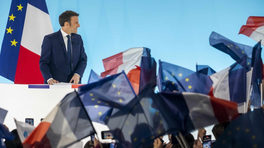 Bầu cử tổng thống Pháp: Ông Macron thận trọng khi tái đấu với bà Marine Le Pen ở vòng 2