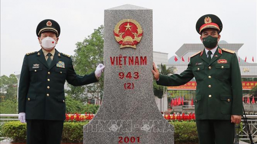 Vietnam, China hold border defence friendship exchange 2022