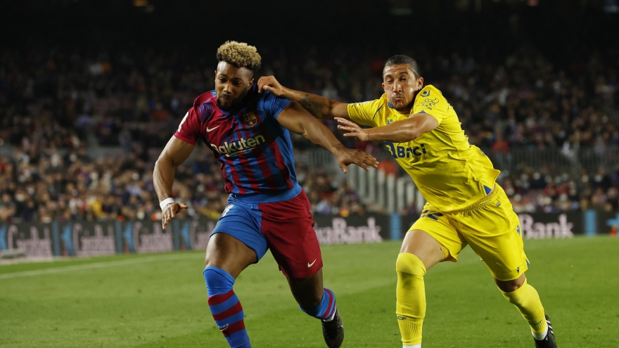 Thua sốc Cadiz, Barca xa dần chức vô địch La Liga