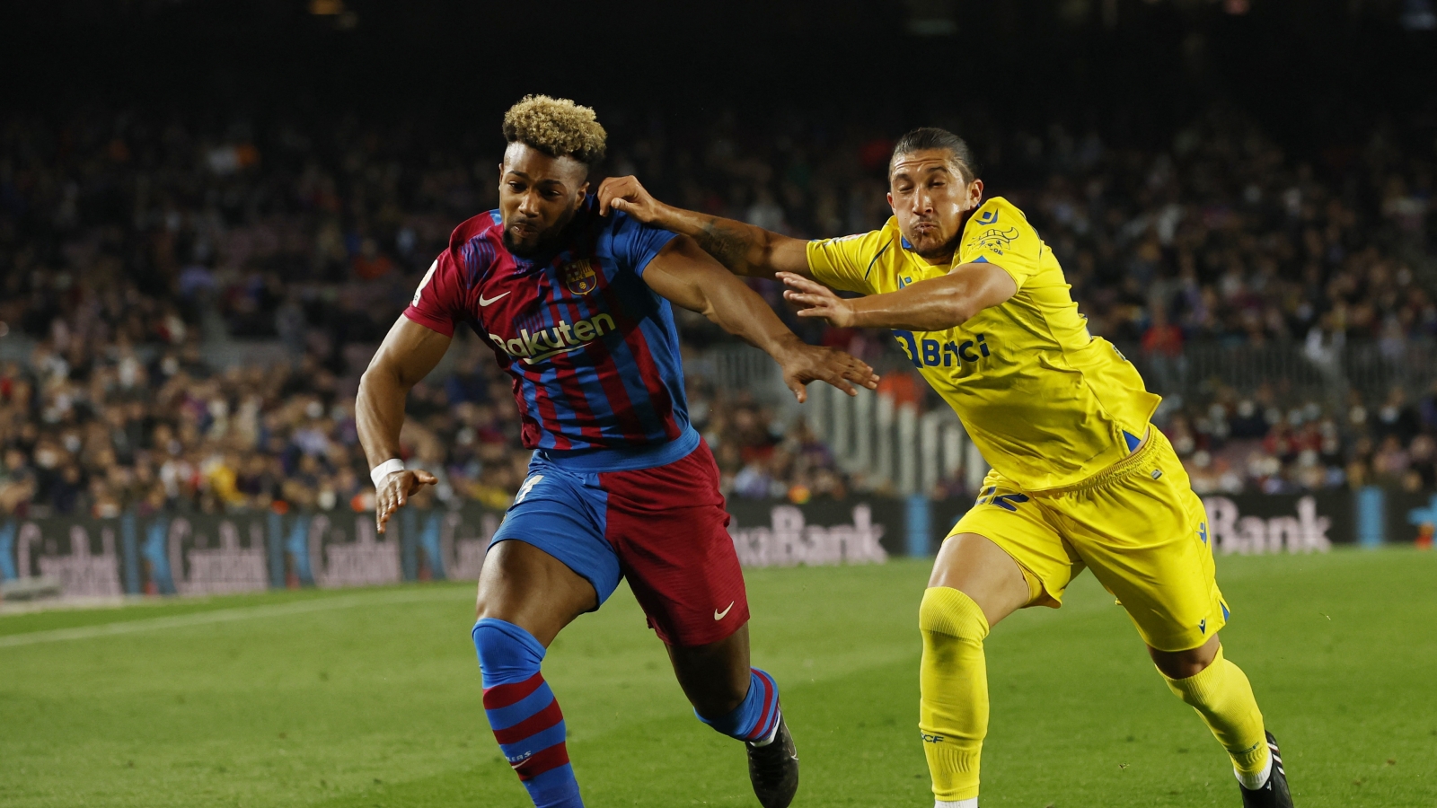 Thua sốc Cadiz, Barca xa dần chức vô địch La Liga 