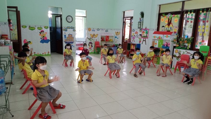 Học sinh mầm non, tiểu học, khối 6, 7 và 8 ở TP Buôn Ma Thuột quay trở lại trường từ 18/4