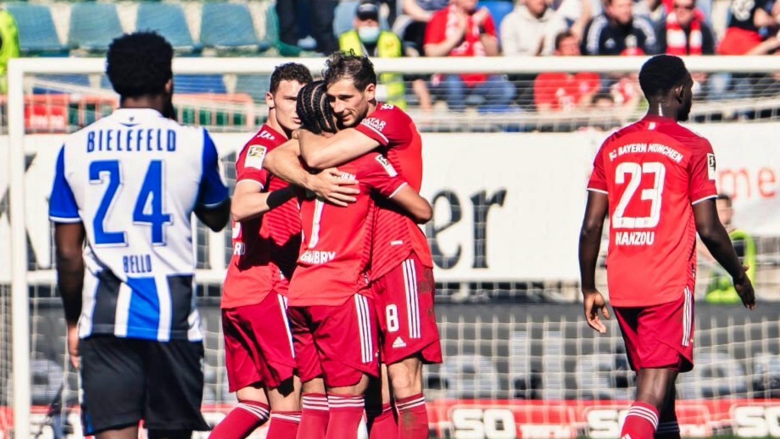 Thắng đậm Arminia Bielefeld, Bayern chuẩn bị vô địch Bundesliga