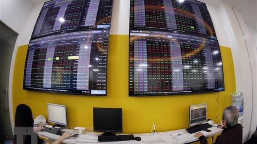 Vietnam’s daily stock trading value ranks second in ASEAN